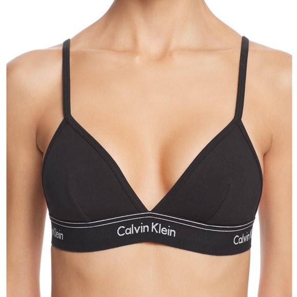 Calvin Klein Heritage Triangle Bra & Panties Set - Picture 5 of 8